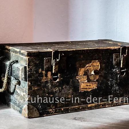 Zuhause In Der Ferne *